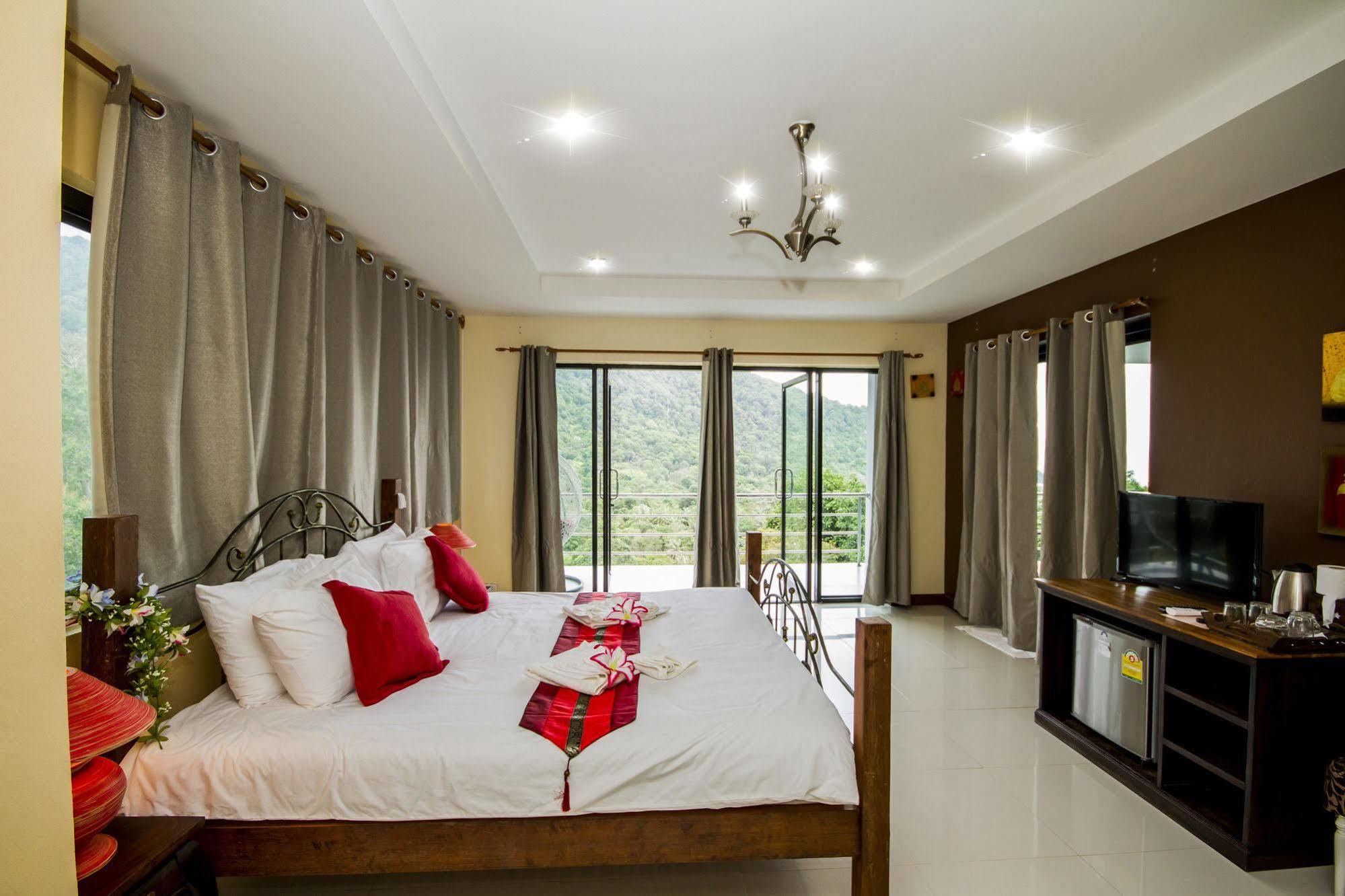 Sky Terrace Lanta Boutique Hotel Ko Lanta Buitenkant foto